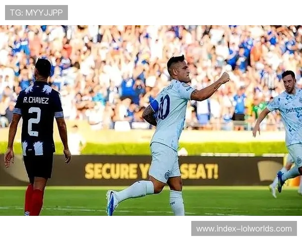 劳塔罗进球后露笑容，齐沃称其心态平和带动全队